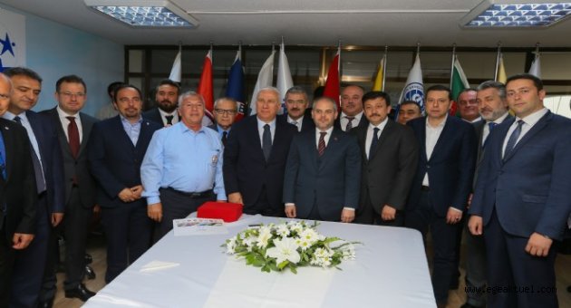  Bakan Kılıç'dan İZVAK’ta ‘stat’ zirvesi