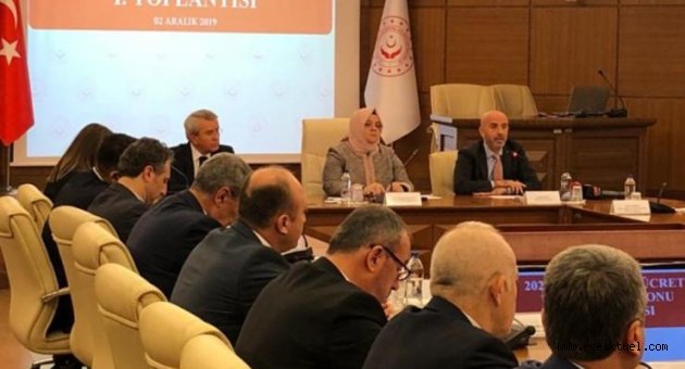 Bakandan önemli asgari ücret açıklaması