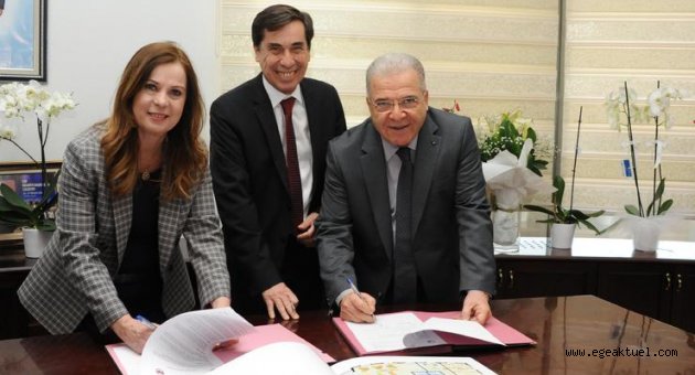 Balçova’da ikinci baharını yaşayanlara yeni merkez