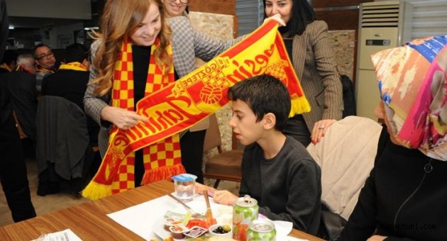Balçova'da Engelleri birlikte aşıyorlar