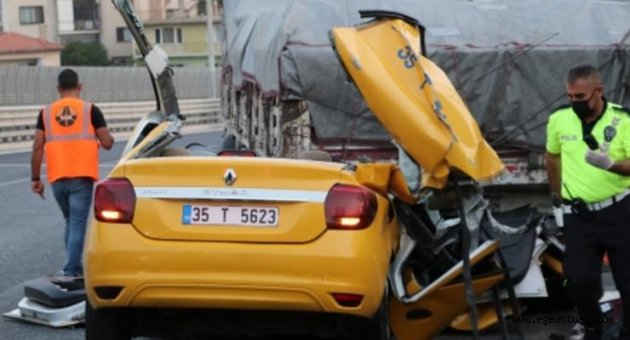 Balçova'da korkunç kaza: 1 ölü, 2 yaralı