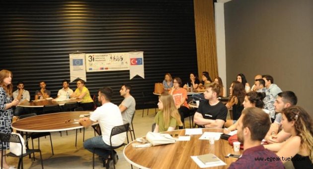 Balçovalı Gençlere Avrupa Fırsatı