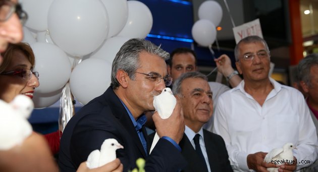 “Barış” diye haykırdılar