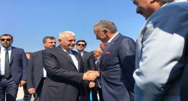 Başbakan Yıldırım İzmir’de