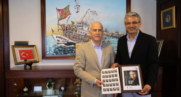 Başkan Akpınar’ın kitap kapağı  PTT’de pul oldu