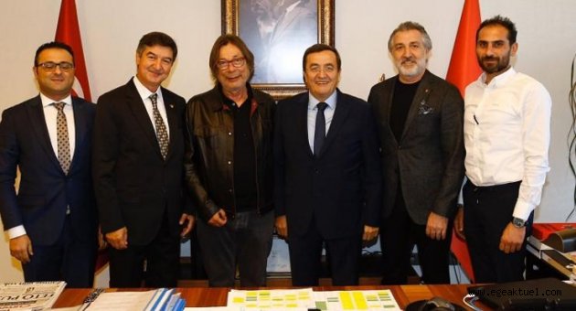 Başkan Batur’dan Göztepe’ye tam destek