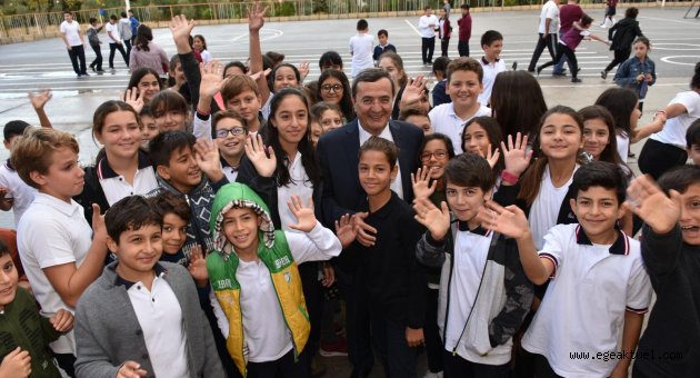 Başkan Batur’dan okullara ziyaret