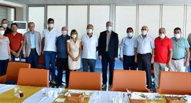 Başkan Engin muhtarlarla buluştu!
