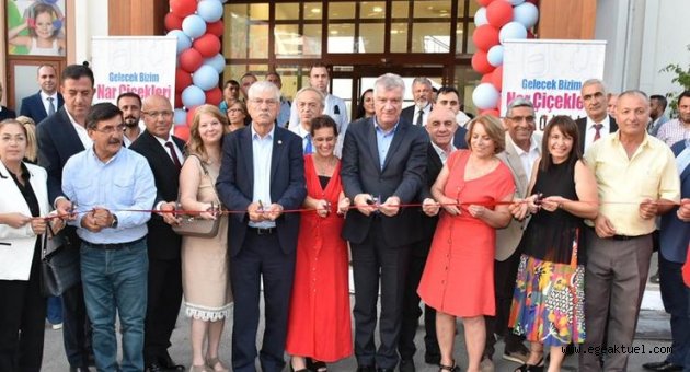 Başkan Engin Narlıdere'nin ilk kreşini açtı; Hedef 5 yılda 5 kreş
