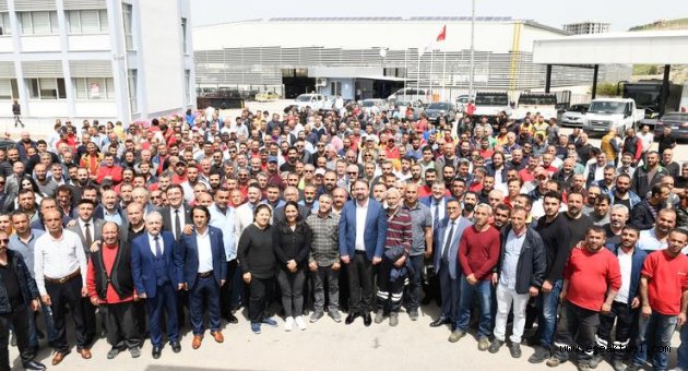 Başkan Gümrükçü, işçilerle buluştu