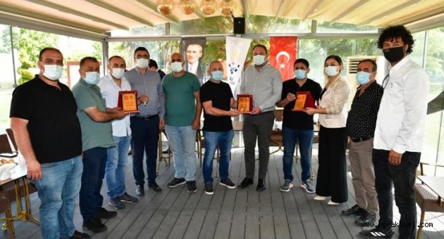 Başkan Gümrükçü Personelin Örnek Davranışını Karşılıksız Bırakmadı