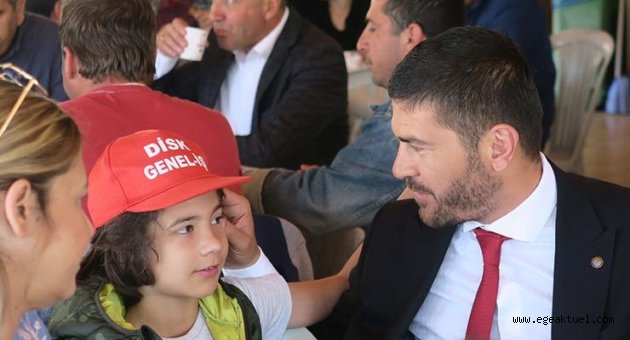 Başkan Gürbüz 1 Mayıs'ı işçileriyle kutladı