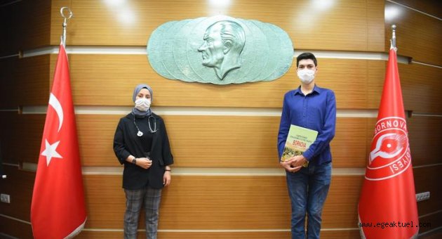 Başkan İduğ’dan başarılı gençlere ödül