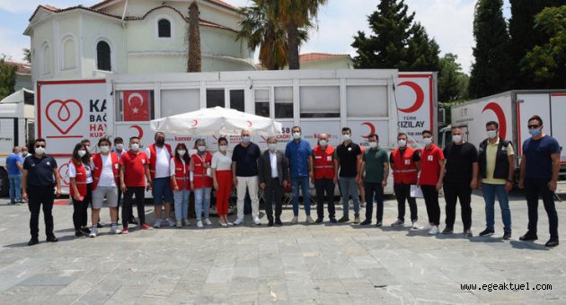 Başkan İduğ’dan Türk Kızılay’ına destek
