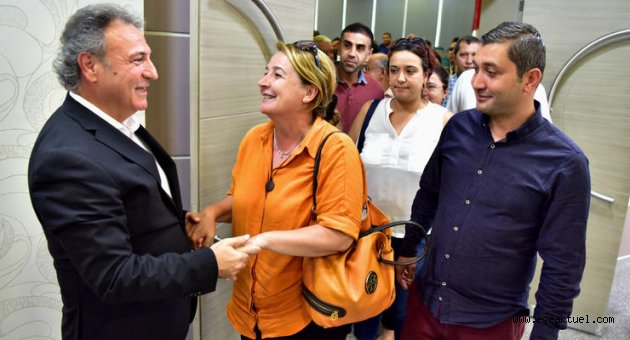 Başkan İduğ mesai arkadaşlarıyla bayramlaştı