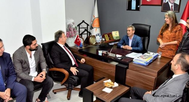 Başkan İduğ'dan parti ziyaretleri