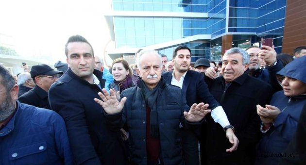 Başkan Karabağ’a sevgi seli büyüyor