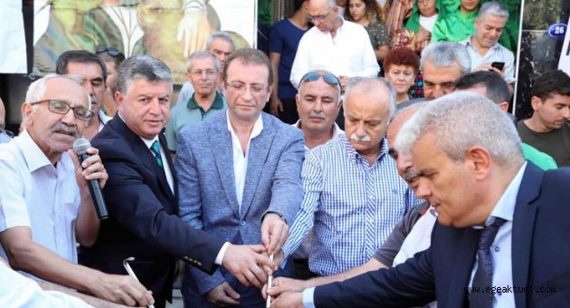 Başkan Karabağ aşure kardı