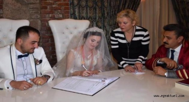 Başkan Kırgöz ilk nikah akdini gerçekleştirdi