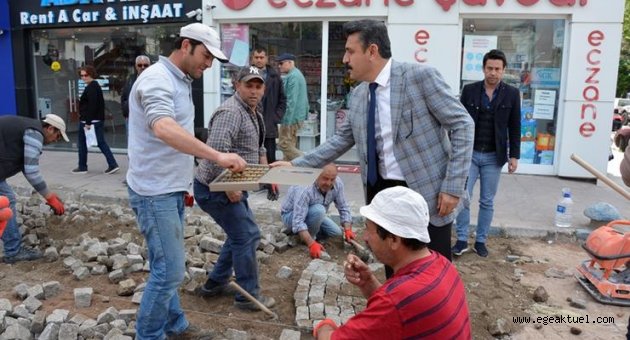 Başkan Kırgöz'den personele çat kapı ziyaret