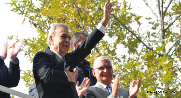 Başkan Kocaoğlu ‘memleketinde’ referandum için sahaya iniyor