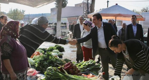 Başkan Koştu çarşı-pazarda vatandaşları dinledi