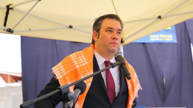 Başkan Levent Piriştina Aziz Kocaoğlu'nu Geçti