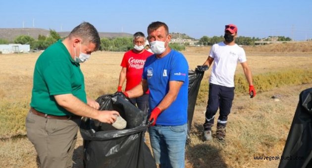 Başkan Oran çöp topladı; "Kentimizi temiz tutalım" mesajı verdi!