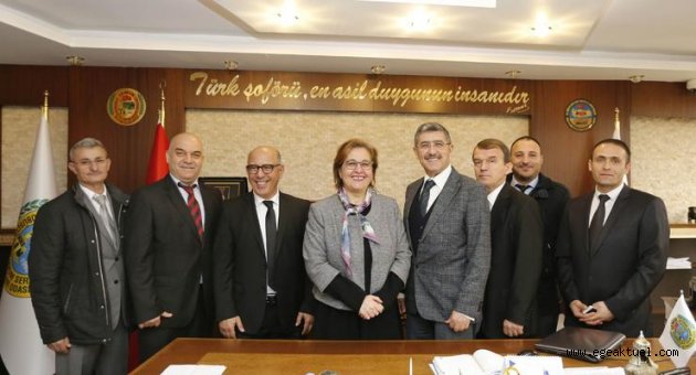 Başkan Pekdaş’tan esnaf odalarına ziyaret