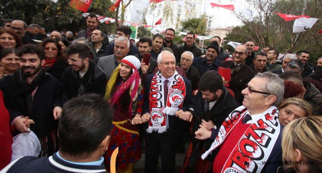 Başkan Selvitopu’na miting gibi karşılama