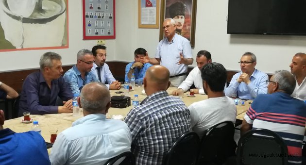 Başkan Selvitopu'ndan, iftar sonrası dernek ziyaretleri