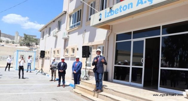 Başkan Soyer bayramlaşmaya İZBETON’da başladı