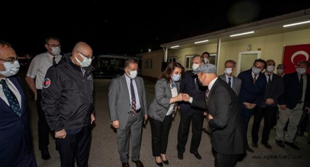 Başkan Soyer bayramlaşmaya sabah 05.00’te ESHOT’ta başladı