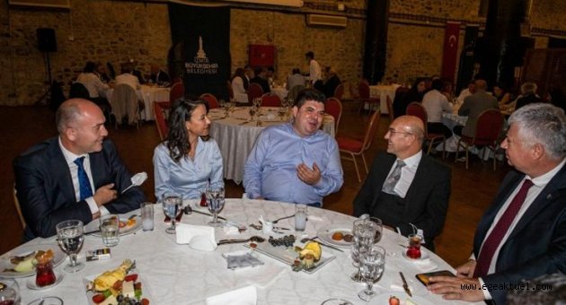 Başkan Soyer CHP'li meclis üyeleriyle buluştu