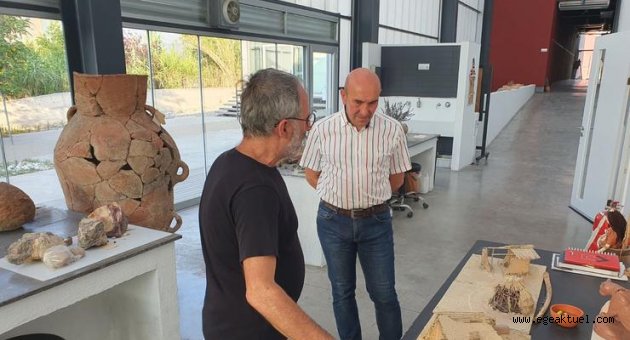 Başkan Soyer’den 8 bin 500 yıllık “İlk İzmir” çağrısı