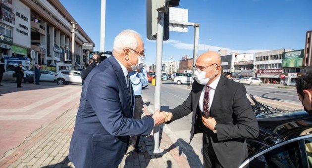 Başkan Soyer’den Karabağlar’a ziyaret