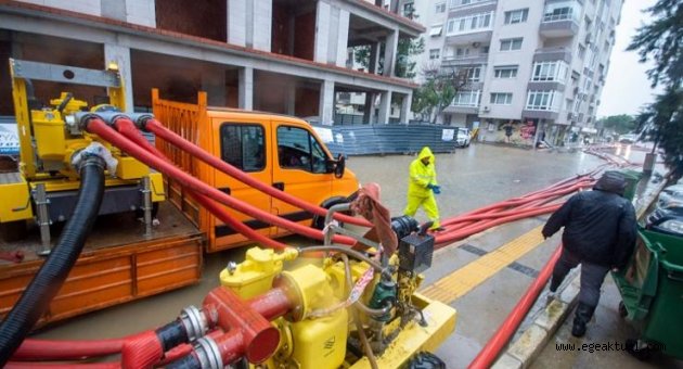 Başkan Soyer’den sel mağdurlarına destek açıklaması