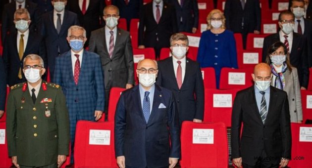 Başkan Soyer madalya törenine katıldı