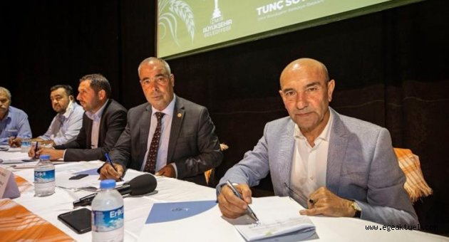 Başkan Soyer ortak makina parkı için protokol imzaladı