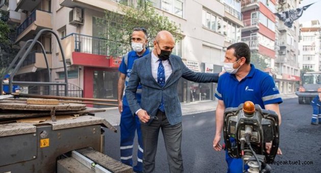 Başkan Soyer, Talatpaşa Bulvarı’ndaki asfalt çalışmalarını inceledi