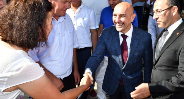 Başkan Soyer Urla'nın muhtarları ile buluştu