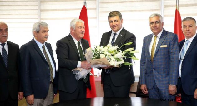 Başkan Tugay: Esnafın sorunlarını çözeceğiz