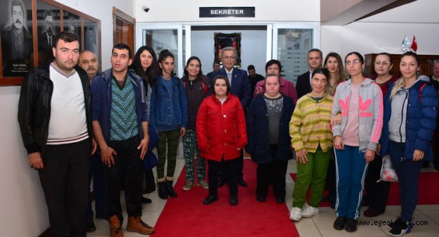 Başkan Uygur’a en özel ziyaret