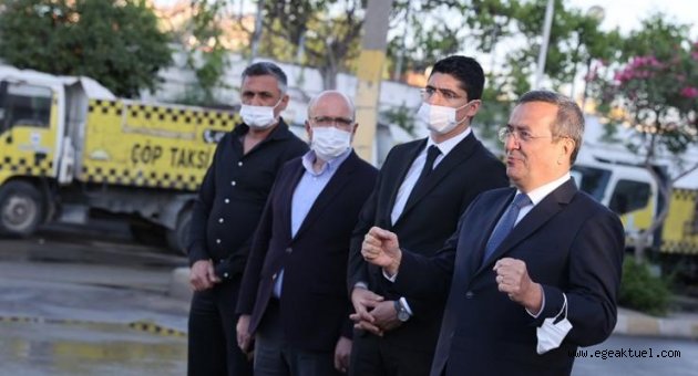 Batur, belediye çalışanları ile bayramlaştı