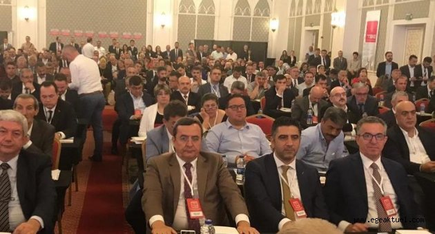 Batur Türkiye Belediyeler Birliği’nin encümenine seçildi