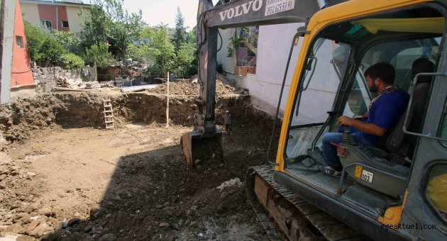 Bayraklı Belediyesi yatırımlarını hız kesmeden sürdürüyor