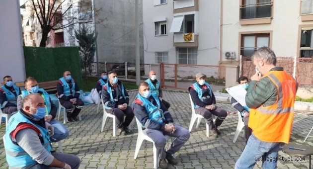 Bayraklı Belediyesinde çalışanlara mesleki yeterlilik sınavı