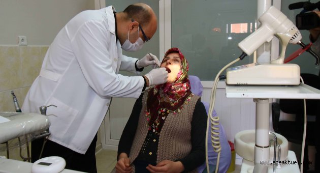 Bayraklı’da 18 bin kişinin “dişine” tedavi!
