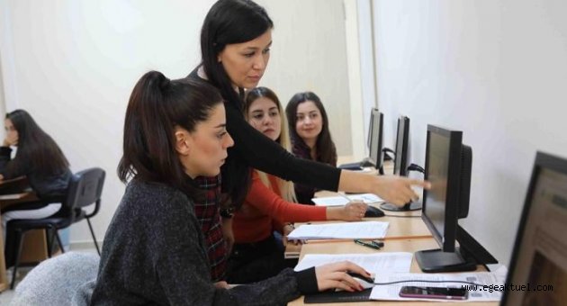 Bayraklı’da bilgisayar kursları büyük ilgi görüyor