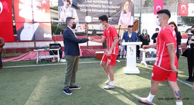 Bayraklı’da Her Mahallede 23 Nisan Coşkusu